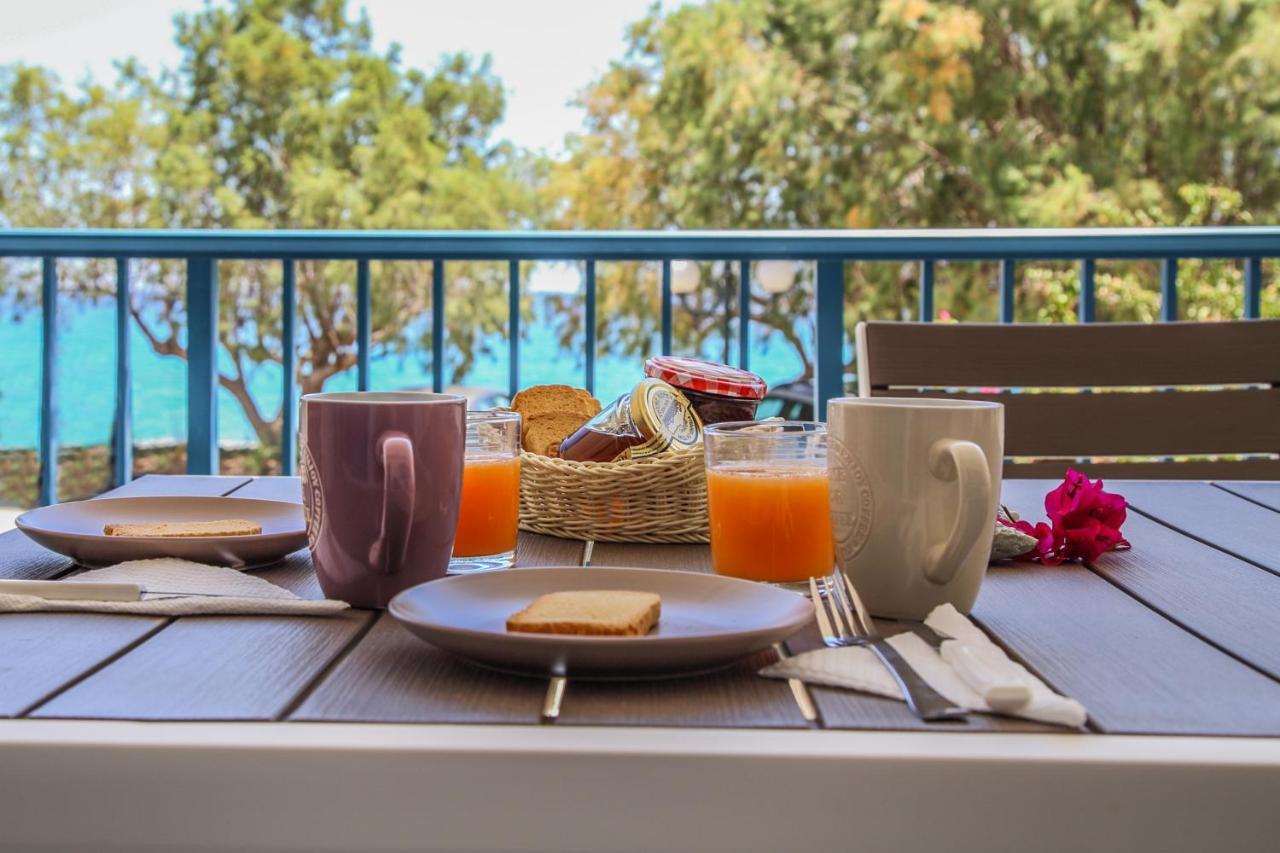 Mmm Apartment Makrýgialos Екстериор снимка
